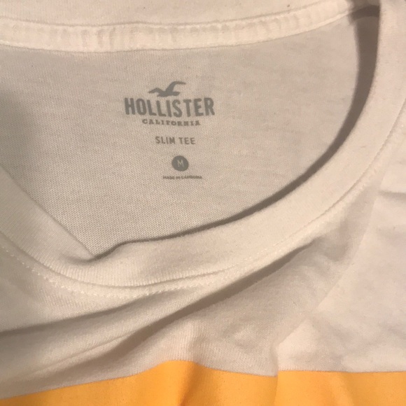 Hollister white graphic slim tee yellow bar - Picture 3 of 3